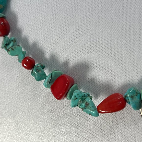 Southwestern Native American Style Necklace Chip Faux Turquoise Charms - Picture 9 of 10